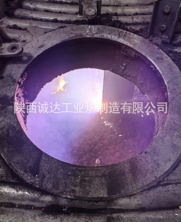 固廢資源化項(xiàng)目新突破，誠達(dá)工業(yè)爐礦棉爐順利點(diǎn)火烘爐